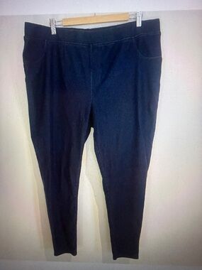 A MTL 1980 Woman Navy Leggings Pants Size 22-24